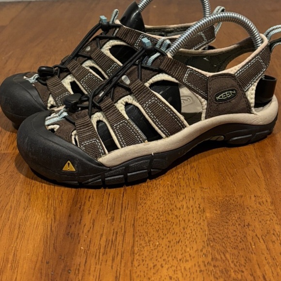 Keen Newport Brown Aqua Sport Women’s Size 6.5 Hiking & Water Sandals - Picture 4 of 8